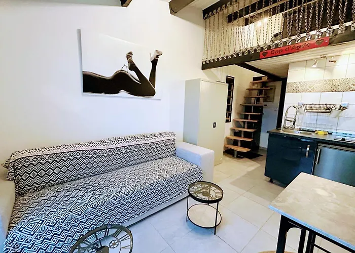 Naturiste Cap D'agde Port Soleil 479 *